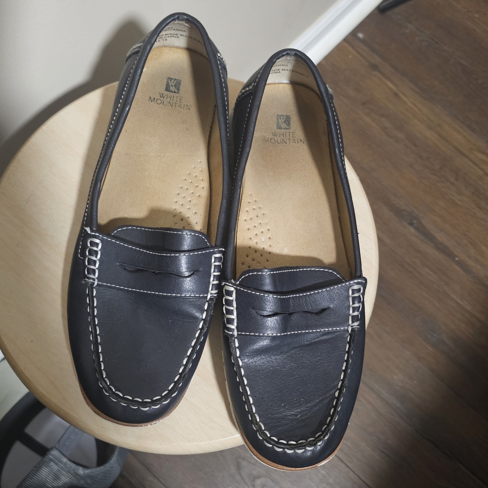 White Mountain Black Flats & loafers - Picture 9 of 9